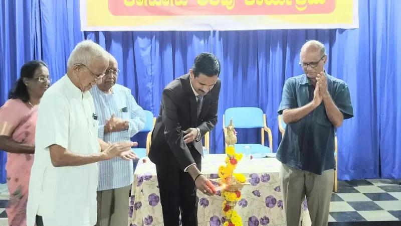 ವಿದ್ಯಾರ್ಥಿಗಳು ಕಾಲ್ಪನಿಕ‌ ಆಕರ್ಷಣೆಗಳಿಗೆ ಬಲಿಯಾಗದಿರಿ