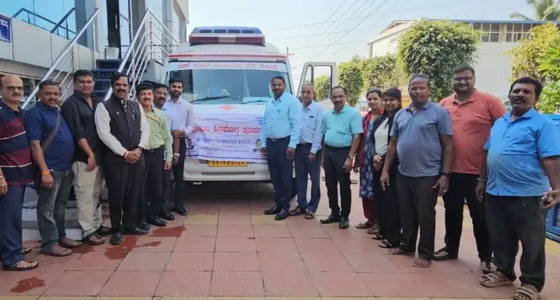 ಸಮಾಜಮುಖಿ ಸೇವೆಯಲ್ಲಿ ತೊಡಗಿಸಿಕೊಳ್ಳುವುದು ಮುಖ್ಯ