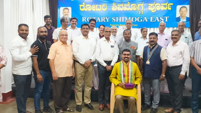 ಸೇವೆ, ಮಾನವೀಯ ಮೌಲ್ಯ ಜೀವನದಲ್ಲಿ ಬಹುಮುಖ್ಯ